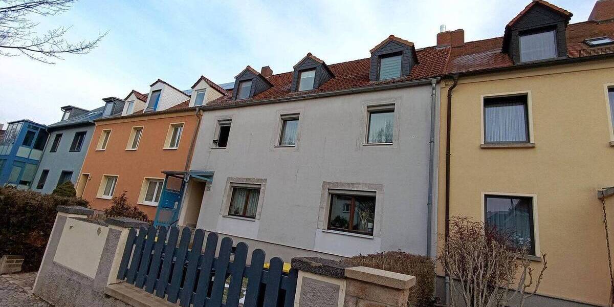 Etagenwohnung Naumburg - 4 Zimmer, 67 m&sup2;, 105.000&euro; | Angebot:26638298