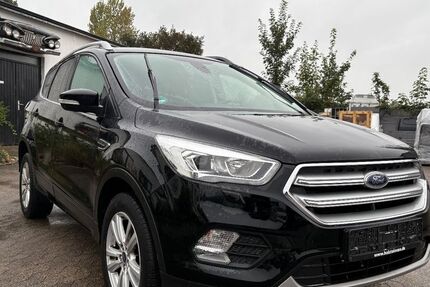 Ford Kuga 115.559 km 11.990 € Neumünster 24539