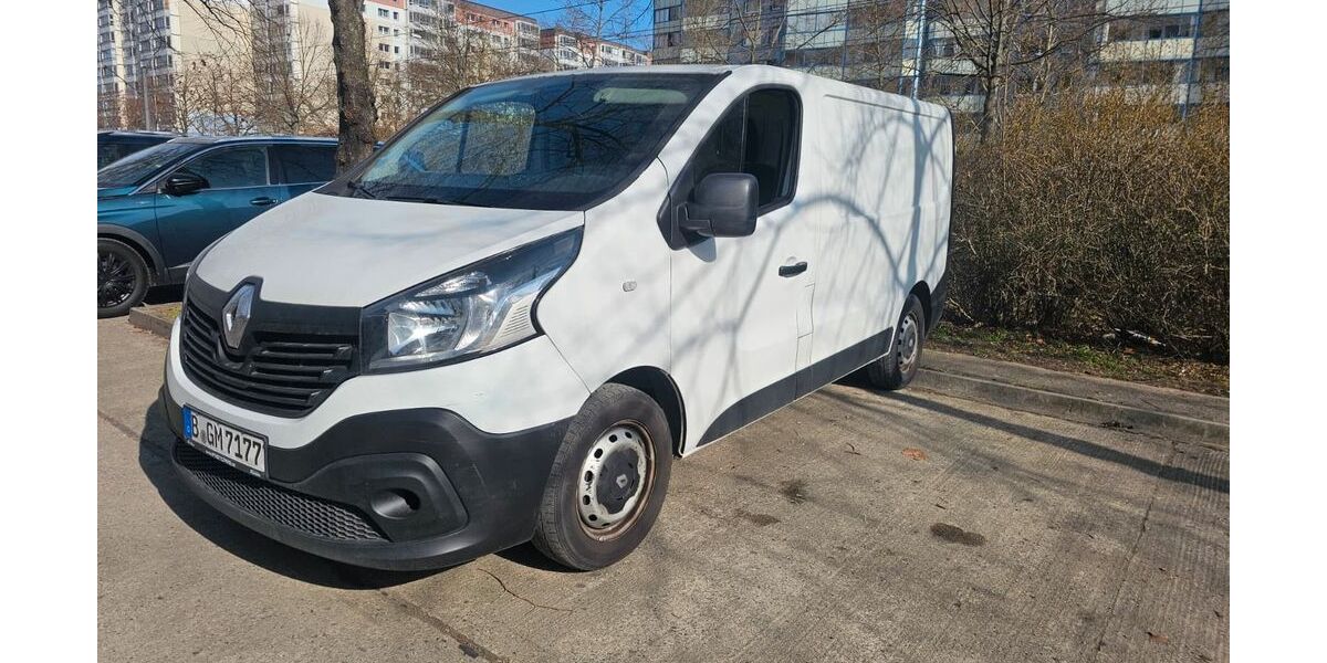 Renault Trafic 184.372 km 7.200 &euro; Berlin 13051