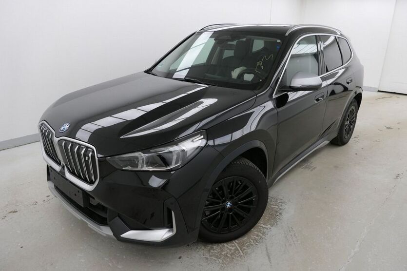 BMW iX1 16.800 km 39.390 € Buchschwabach bei Nürnberg 90574