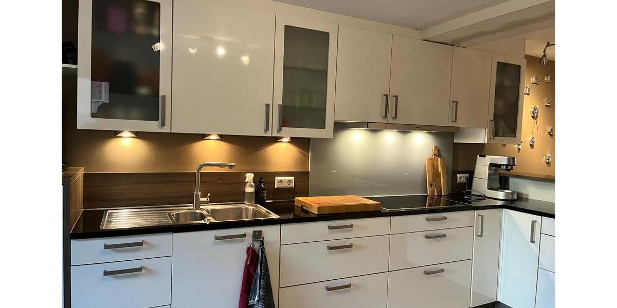 Großzügiges Einfamilienhaus mit Einliegerwohnung - provisionsfrei 7 zimmer