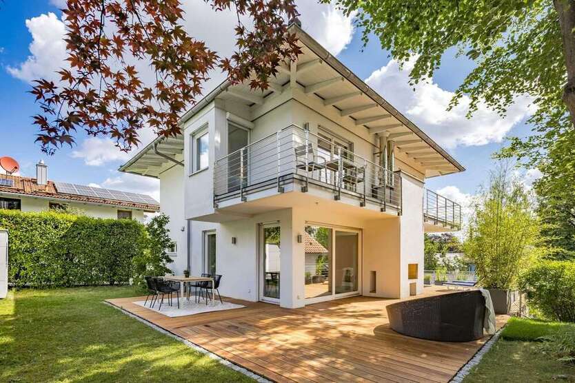 Haus zum Kaufen in Gräfelfing 2.640.000 € 212 m²