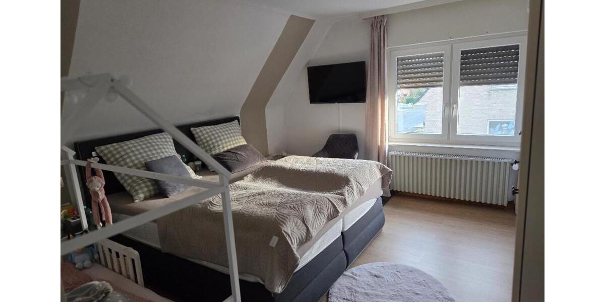 Heimeliges Einfamilienhaus mit Garage und viel Stauraum 4 zimmer