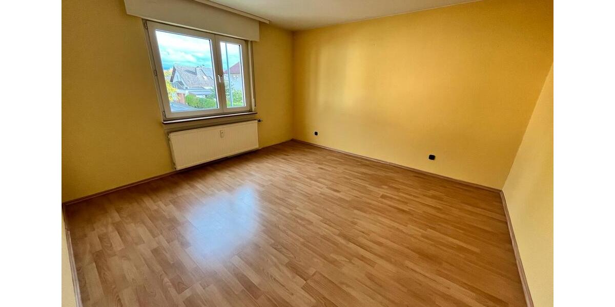Helle 3 bis 4 Zimmer Wohnung in Top Lage 3 zimmer