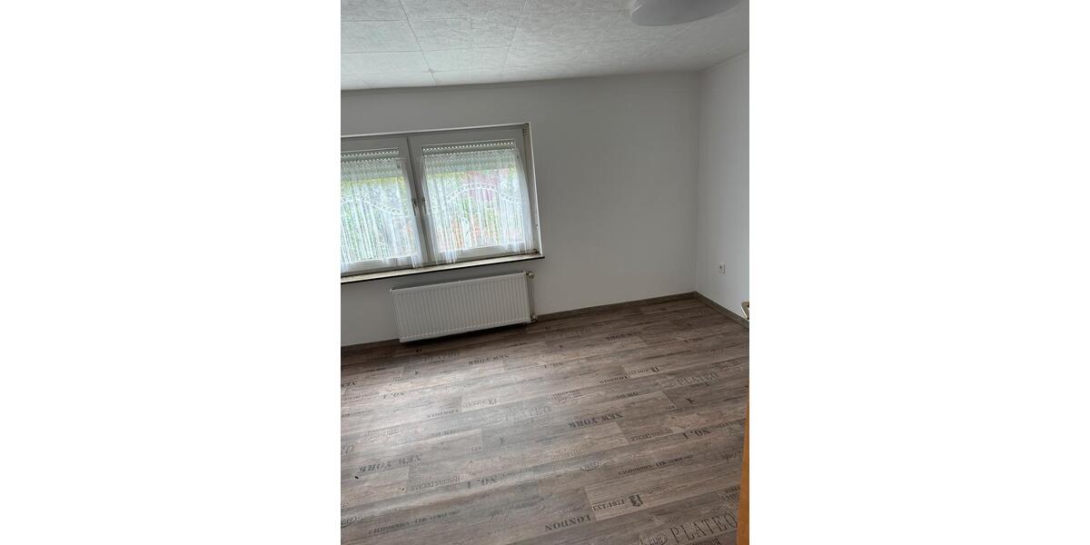 Mehrfamilienhaus, Wohnhaus Homberg (Efze) - 5 Zimmer, 150 m&sup2;, 170.000&euro; | Angebot:26662746
