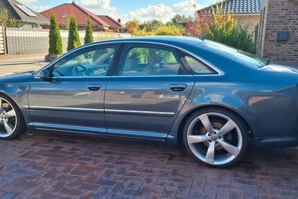 Audi A8 208.000 km 7.750 &euro; Löningen 49624