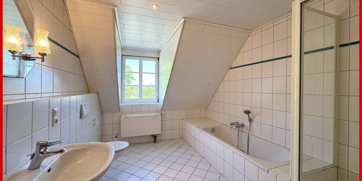 Mehrfamilienhaus, Wohnhaus Jübek - 6 Zimmer, 225 m&sup2;, 390.000&euro; | Angebot:26894347