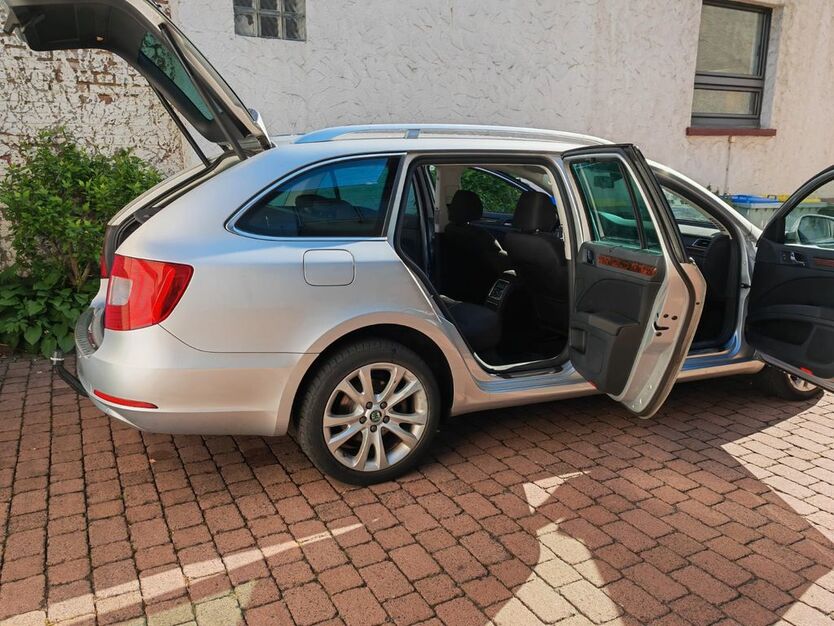 Skoda Superb 191.169 km 9.100 € Rodgau 63110