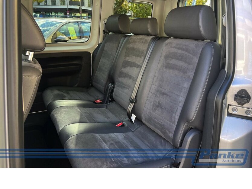 VW Caddy Highline*Navi*SHZ*Tempo*5-Sitzer*Chrom* 172.472 km 10.990 € Berlin 13187