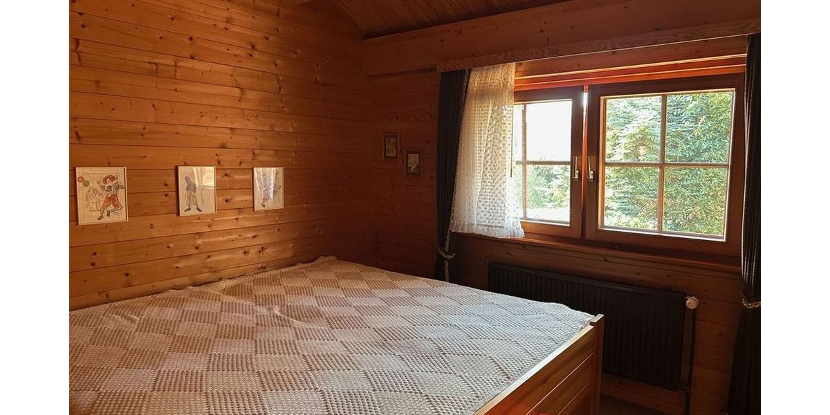 Charmantes Blockbohlenhaus mit Sonnenterrasse mit tollem Weitblick u. einer beheizbaren Vollkeller. - Bauernhaus, Landhaus Steyerberg | Angebot:26041445