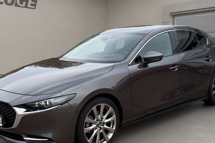 Mazda 3 22.752 km 24.940 &euro; Leese 31633