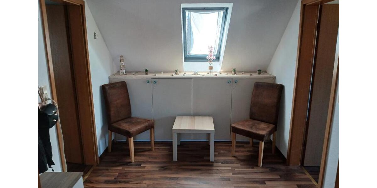 Etagenwohnung Norden - 5 Zimmer, 145 m&sup2;, 850&euro; | Angebot:26384877