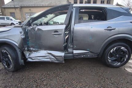 Nissan Qashqai 9.600 km 15.290 &euro; Chemnitz 09116