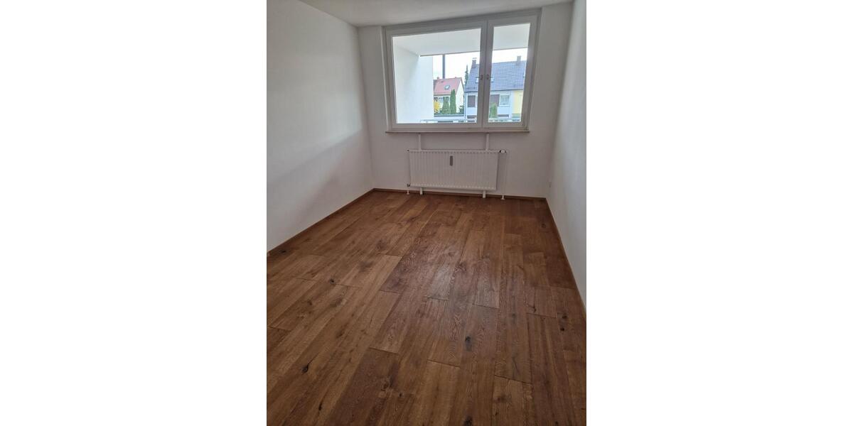 Etagenwohnung Neusäß - 4 Zimmer, 103 m&sup2;, 385.000&euro; | Angebot:26942176