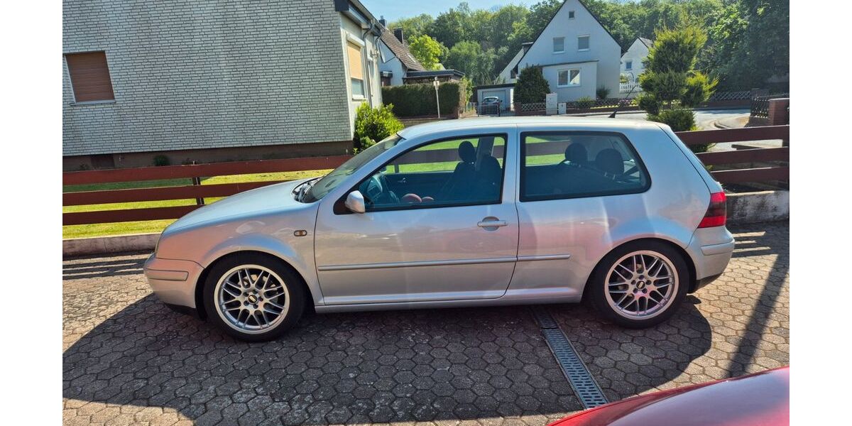 VW Golf 104.000 km 4.250 &euro; Ilsede 31241