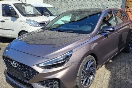 Hyundai i30 93.350 km 15.445 &euro; Halberstadt 38820