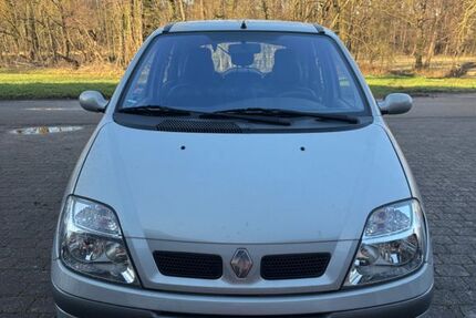 Renault Scenic 220.285 km 800 &euro; Billigheim- Ingenheim 76831