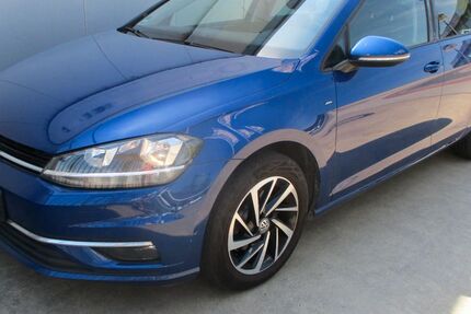 VW Golf 147.000 km 9.770 &euro; Köln 51105