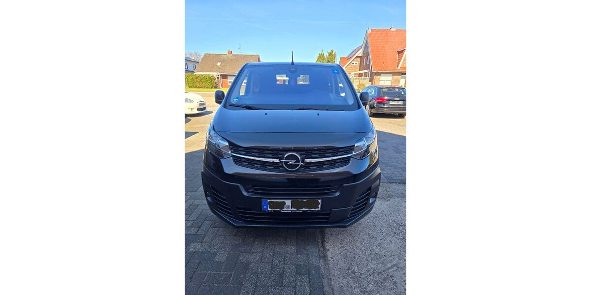 Opel Vivaro 25.000 km 29.950 &euro; Uelsen 49843