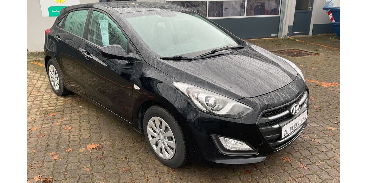 Hyundai i30 85.424 km 9.250 &euro; Herzberg am Harz/Pöhlde 37412