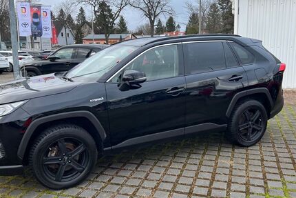 Toyota RAV 4 98.000 km 26.499 &euro; Michendorf 14552