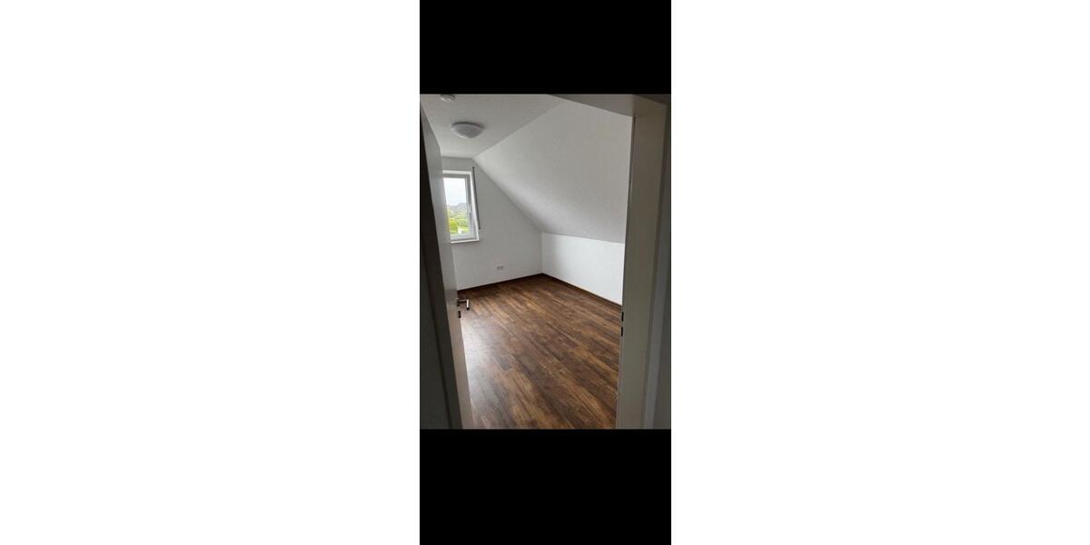 Doppelhaushälfte Leer (Ostfriesland) - 5 Zimmer, 100 m&sup2;, 800&euro; | Angebot:26385953