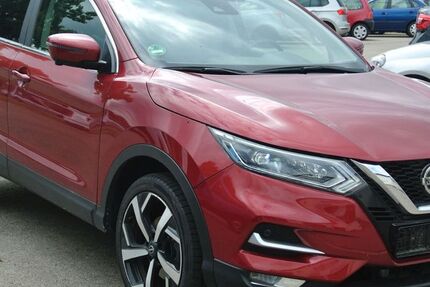 Nissan Qashqai 65.000 km 18.900 &euro; Biessenhofen 87640