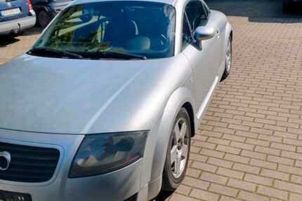 Audi TT 162.000 km 3.499 € RINTELN 31737