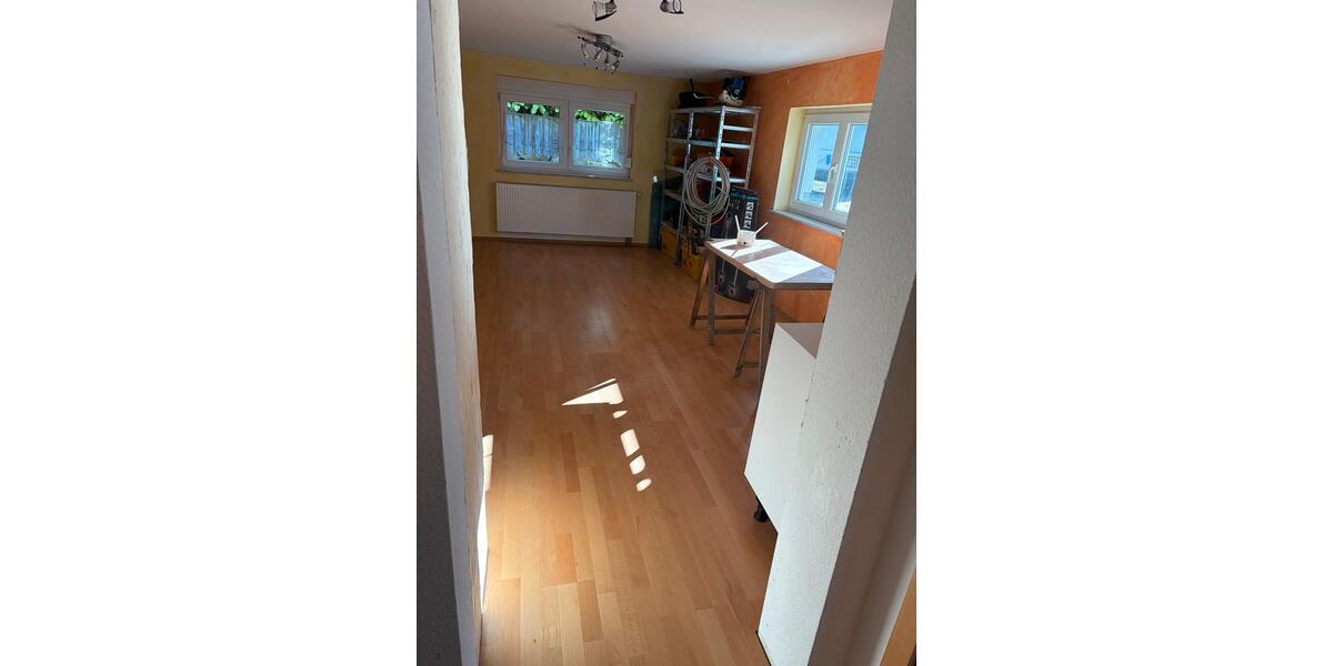 Einfamilienhaus Siegbach - 5 Zimmer, 124 m&sup2;, 1.165&euro; | Angebot:25170402