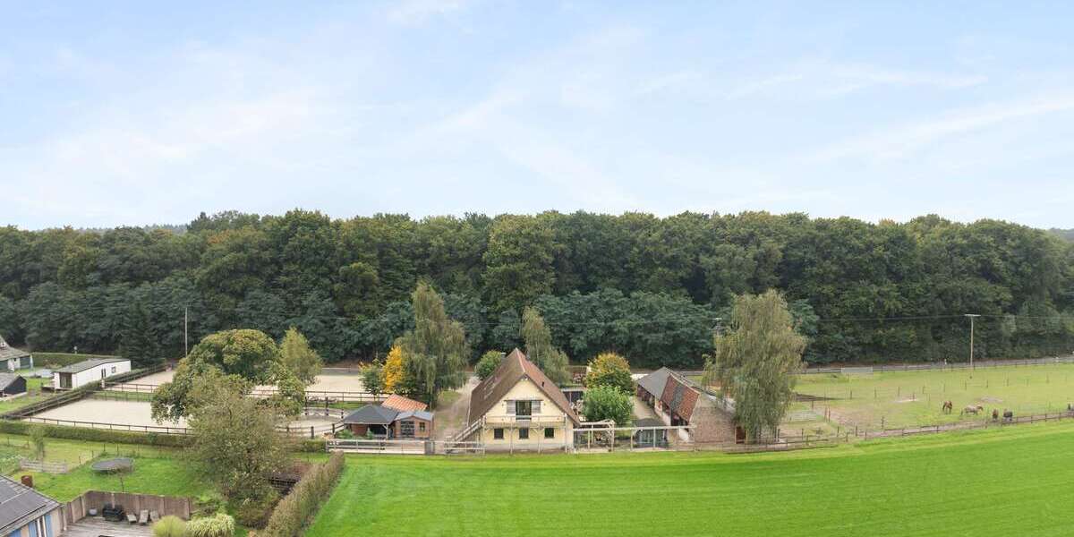 Einfamilienhaus Kranenburg-Grafwegen Grafwegen - 8 Zimmer, 295 m&sup2;, 1.290.000&euro; | Angebot:23355309