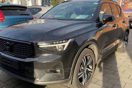 Volvo XC40 21.436 km 36.990 &euro; Übach-Palenberg 52531
