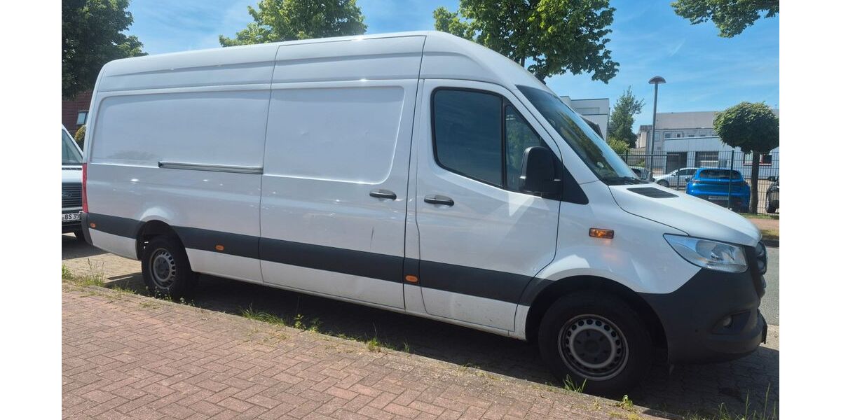 Mercedes-Benz Sprinter 49.971 km 38.900 &euro; Achim 28832