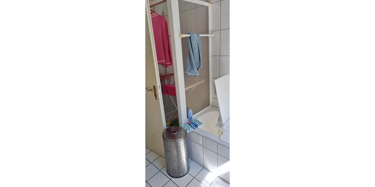 Etagenwohnung Bad Driburg - 2 Zimmer, 60 m&sup2;, 300&euro; | Angebot:26708595