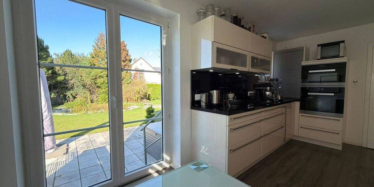 Einfamilienhaus Neuburg an der Donau Neuburg - 5 Zimmer, 198 m&sup2;, 749.900&euro; | Angebot:26319316
