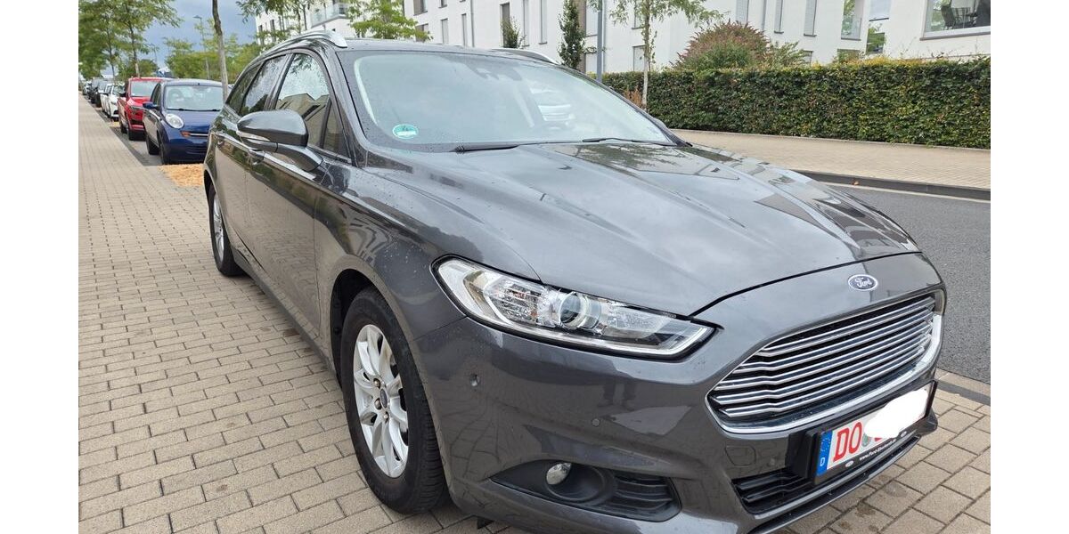 Ford Mondeo 128.747 km 9.790 &euro; Dortmund 44263
