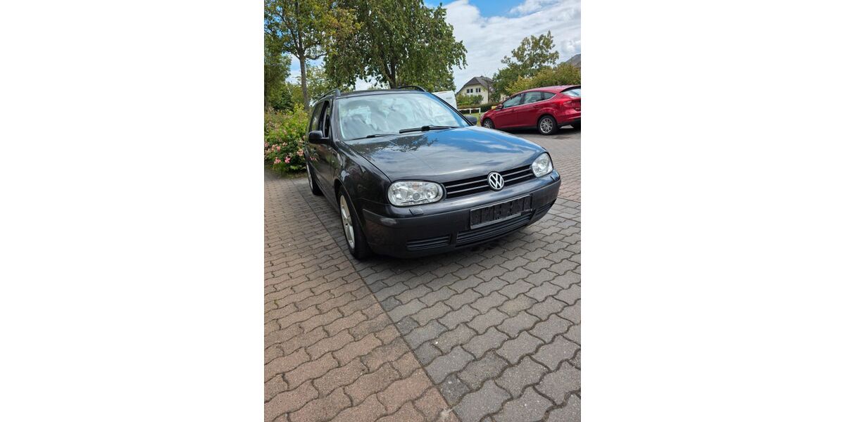 VW Golf 208.000 km 1.100 &euro; Polch 56751