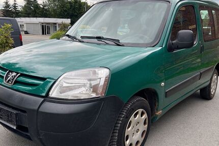 Peugeot Partner 170.000 km 2.700 &euro; Werdau 08412