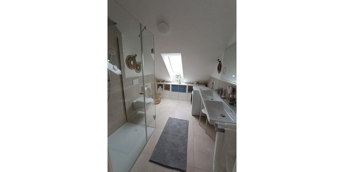 Dachgeschoßwohnung Bad Füssing - 3 Zimmer, 97 m&sup2;, 1.650&euro; | Angebot:22240011