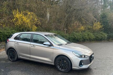 Hyundai i30 40.187 km 14.000 &euro; Elztal 74834