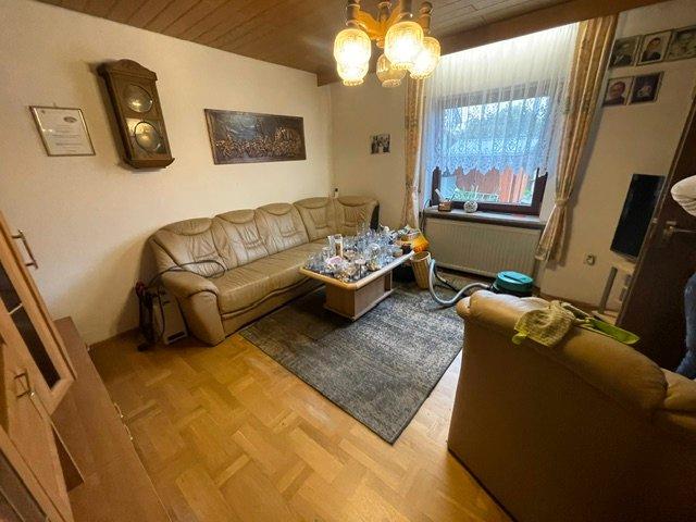 Einfamilienhaus Pfreimd - 5 Zimmer, 110 m&sup2;, 215.000&euro; | Angebot:26549698