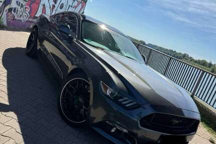 Ford Mustang 145.000 km 30.000 &euro; Gaggenau 76571
