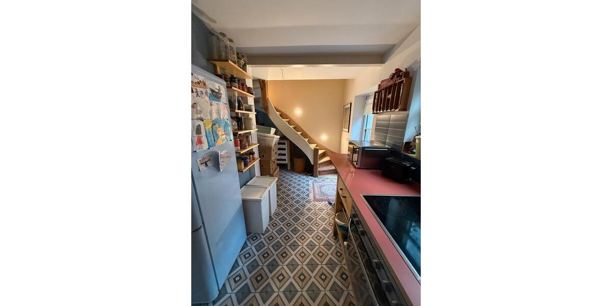 Einfamilienhaus Eisenach - 3 Zimmer, 100 m&sup2;, 1.000&euro; | Angebot:24764335