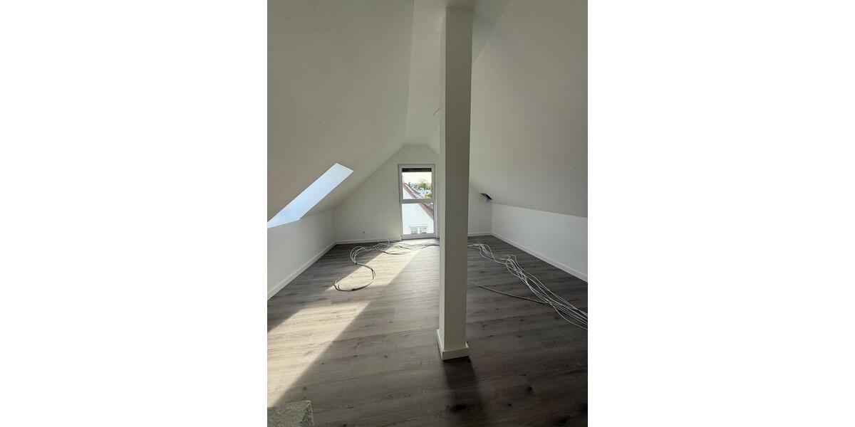 Doppelhaushälfte Herrenberg - 6 Zimmer, 138 m&sup2;, 1.950&euro; | Angebot:26364288