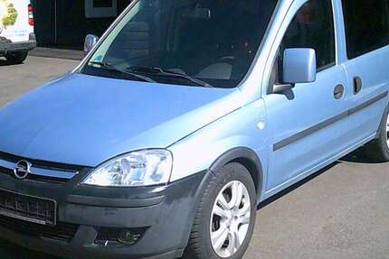 Opel Combo 221.592 km 1.900 &euro; Backnang 71522
