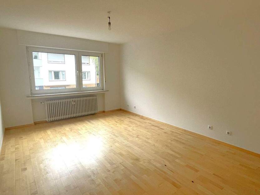 TOP-Lage mit Rheinblick in Bonn-Beuel: Helle 2-Zimmer-Wohnung mit großem Terrassenbalkon 2 zimmer