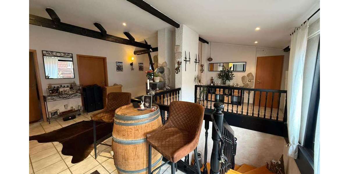 Etagenwohnung Neustadt - 3 Zimmer, 130 m&sup2;, 245.000&euro; | Angebot:24341662