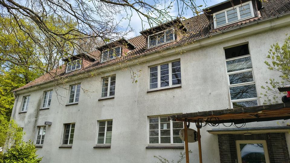 Etagenwohnung Hildesheim Himmelsthür - 6.5 Zimmer, 224 m&sup2;, 269.000&euro; | Angebot:26987181