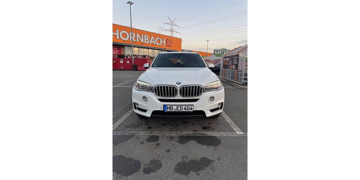 BMW X5 199.000 km 26.000 &euro; Bremen 28719
