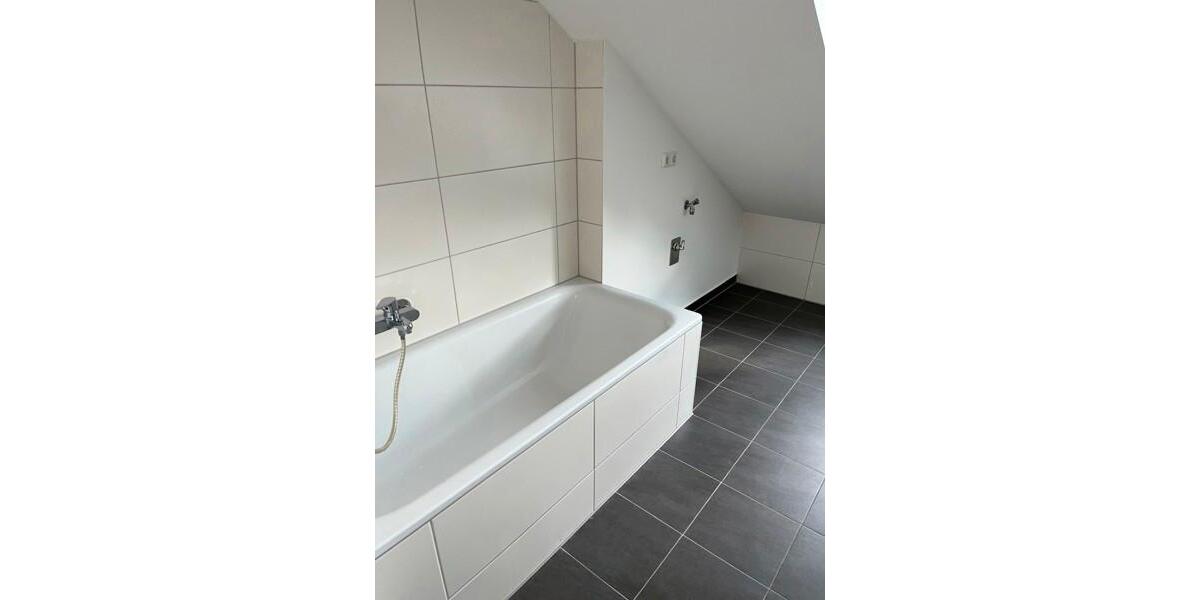 Dachgeschoßwohnung Erding - 2 Zimmer, 51 m&sup2;, 776&euro; | Angebot:26641673