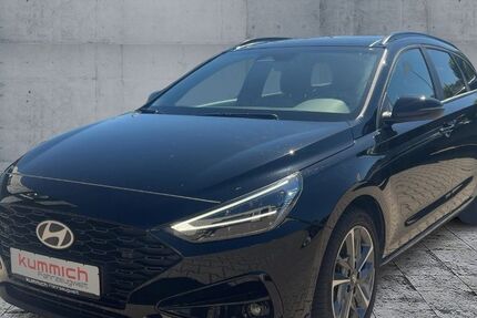 Hyundai i30 22.721 km 21.990 &euro; Essingen 73457